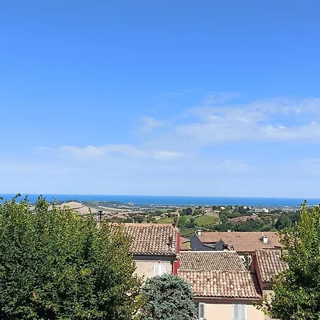 Il Nido Del Poeta شقة
