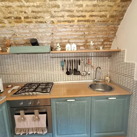 アパート Il Nido Del Poeta レカナーティ